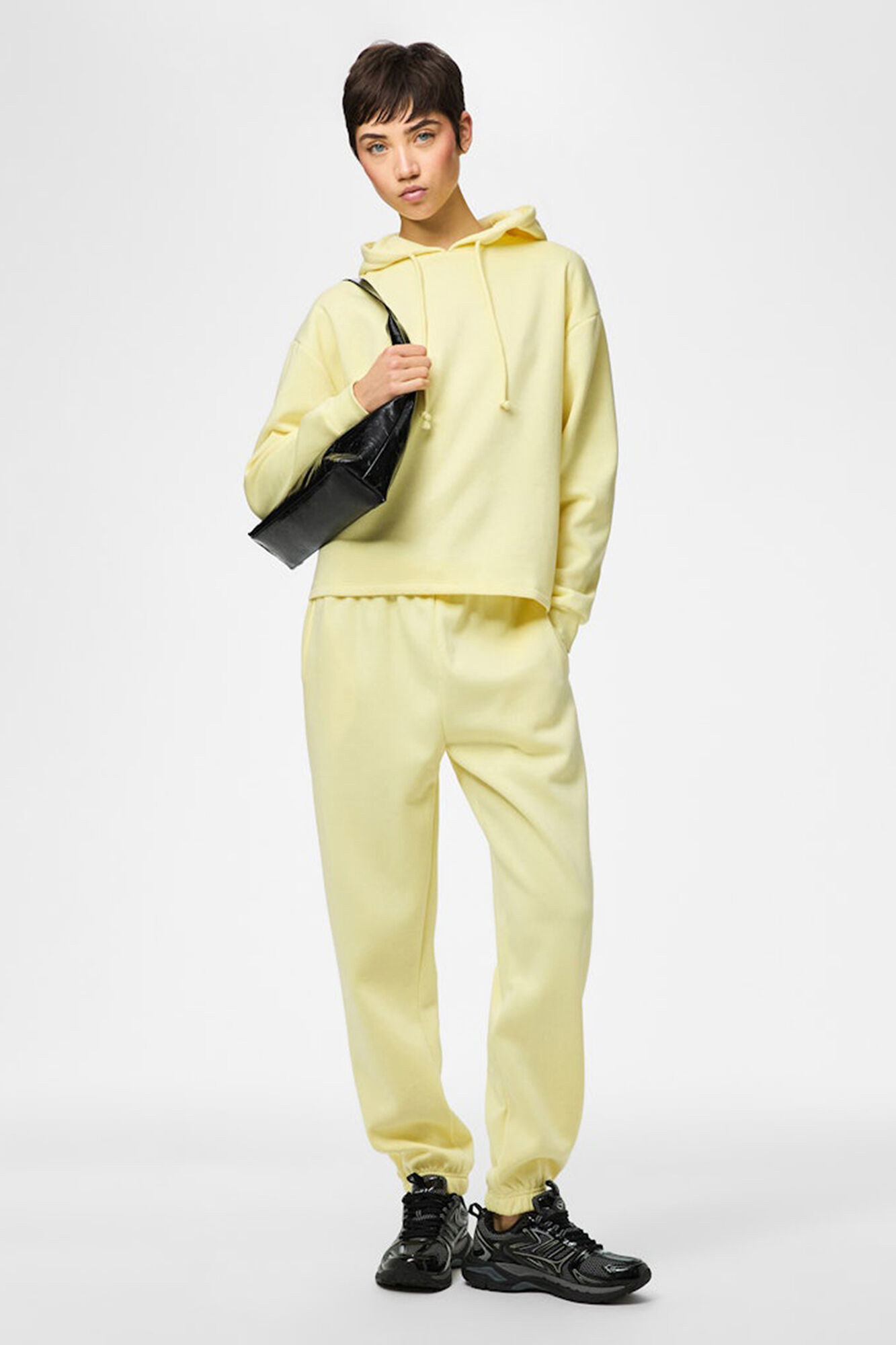 Pieces Sweatshirt com capuz b&aacute;sica