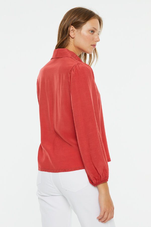 System Action Camisa manga comprida com bot&otilde;es efeito lavado vermelho