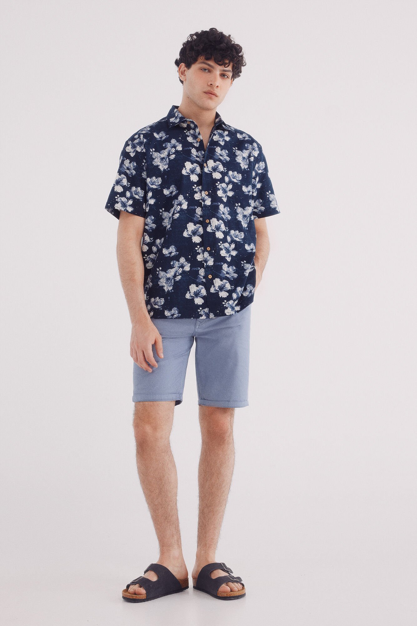 Springfield Bermuda color ligera lavada slim fit