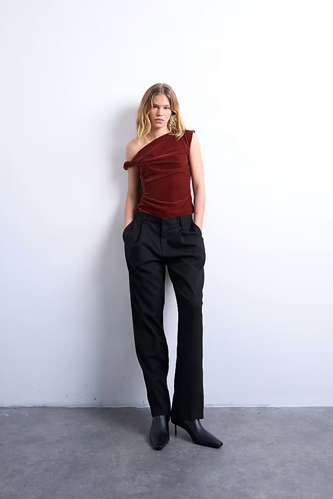 Topshop Top drapeado asim&eacute;trico