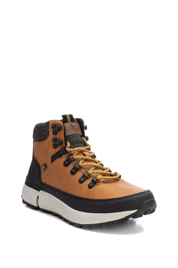 XTI Bota de montanha casual para homem com atacadores e fecho-&eacute;clair cru