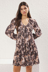Trendyol Vestido mini con volantes blanco