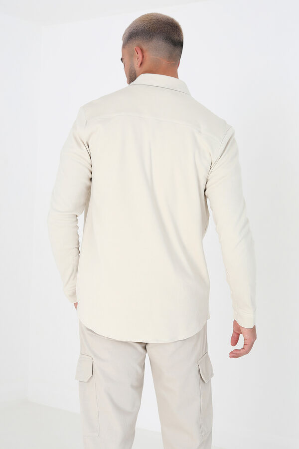 Brave Soul Camisa manga comprida com bolso bege