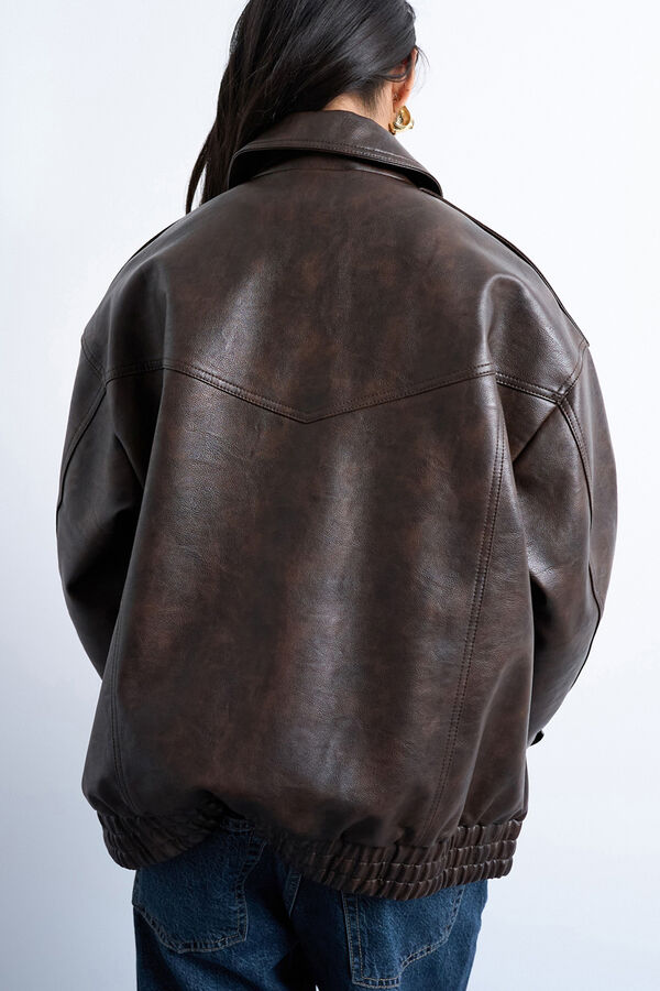 Topshop Blus&atilde;o curta com acabamento revestido (revestimento de poliuretano) cru