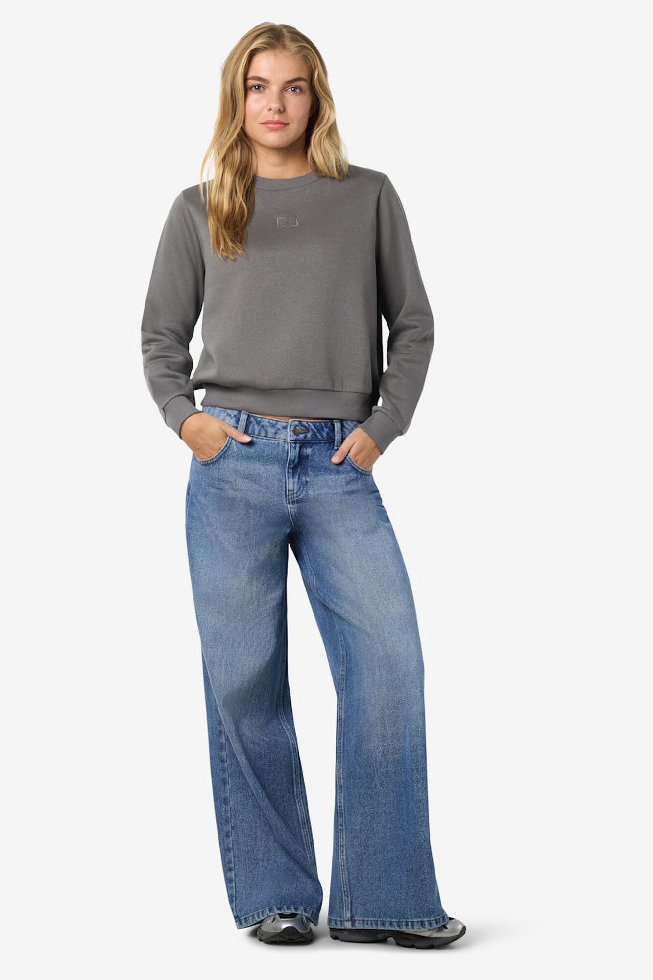 Noisy May sudadera bordado marca