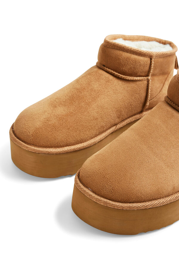 Pieces Zapatillas de estar por casa marrón