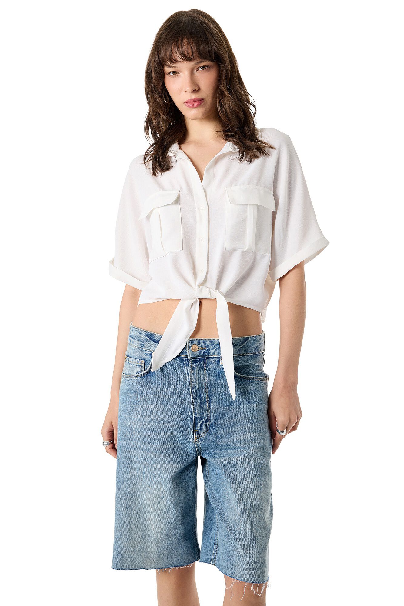 Koton Camisa de manga curta com la&ccedil;o