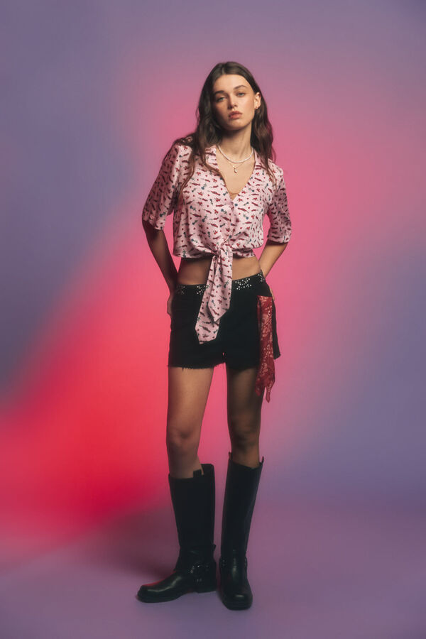 Springfield Shorts jeans com tachas preto