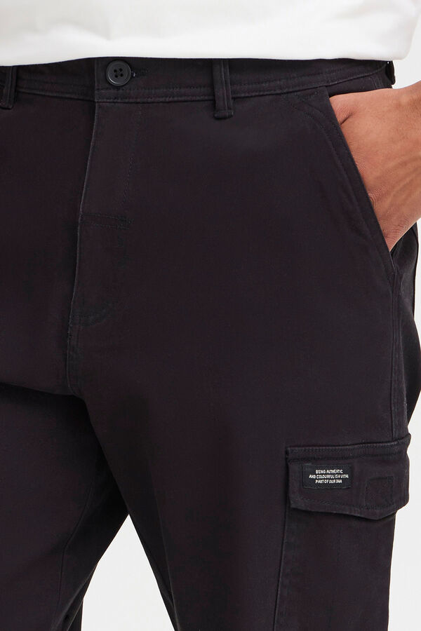 Blend Pantal&oacute;n cargo negro