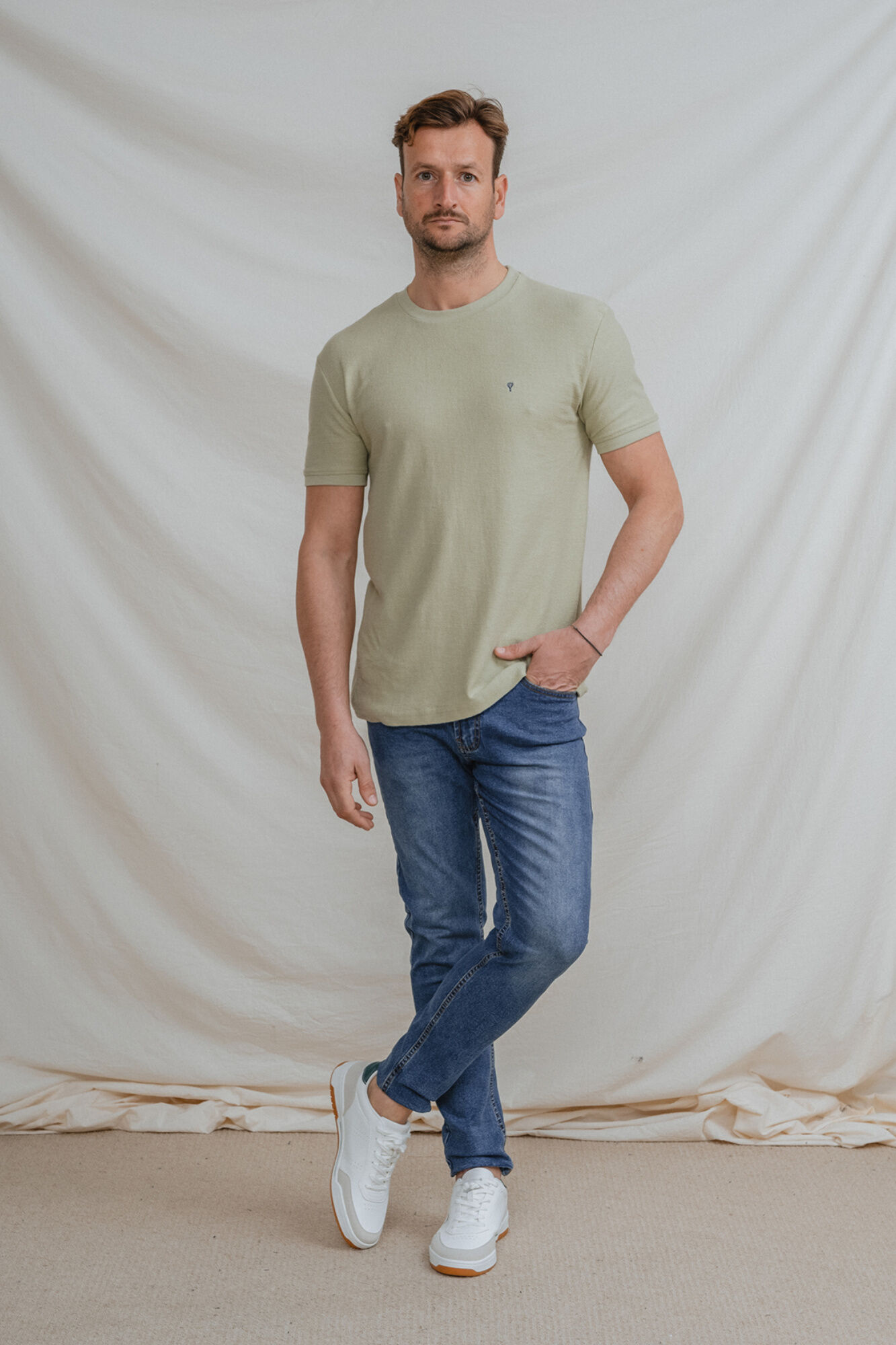 Celopman Jeans skinny b&aacute;sico