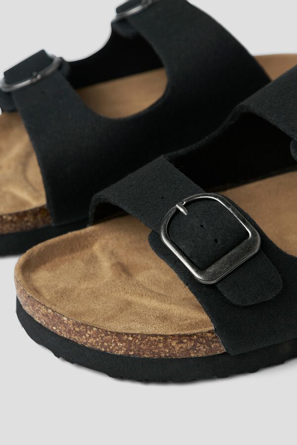 Name it Sand&aacute;lias com fivela preto