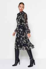 Trendyol Vestido midi chal negro
