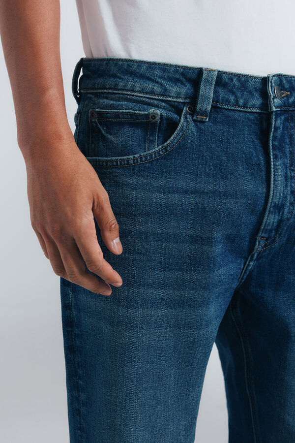 Springfield Vaquero lavado oscuro sobretintando straight fit turquesa