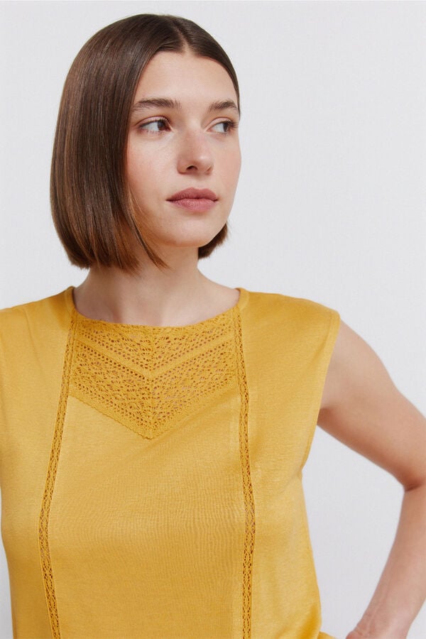 Springfield Camiseta sin mangas crochet amarillo