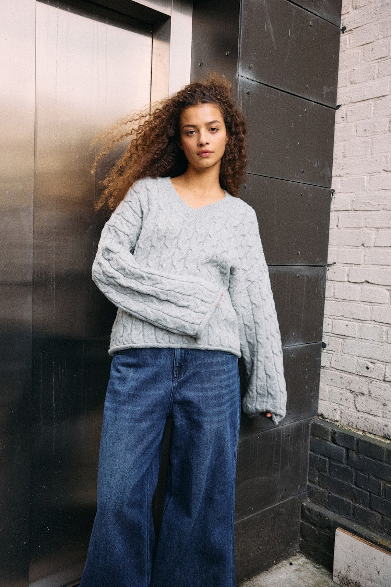 Noisy May Su&eacute;ter de malha com gola em bico