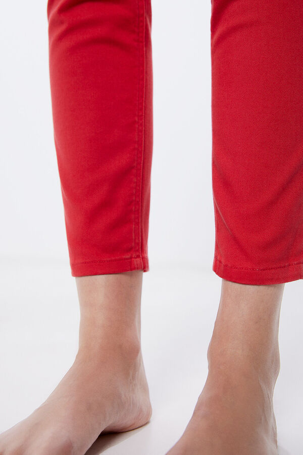 Springfield Jeans Slim Cropped Color rojo
