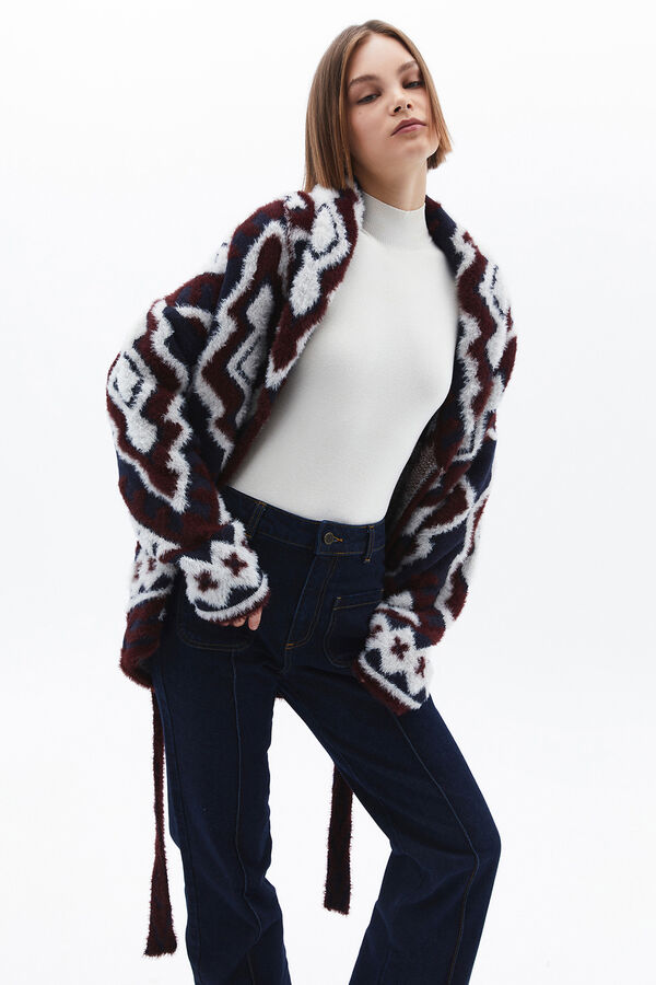 Oxxo C&aacute;rdigan jacquard marr&oacute;n