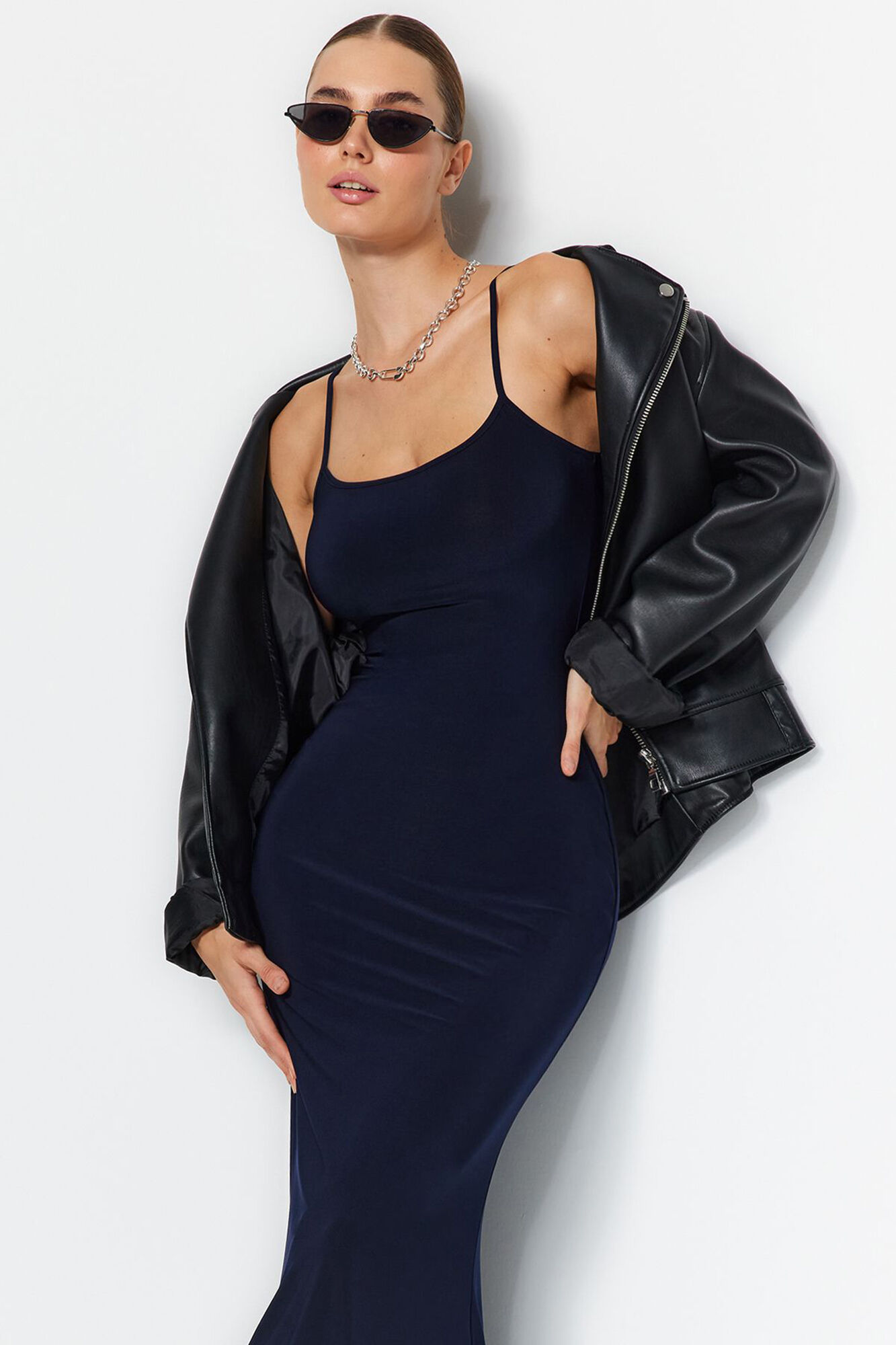 Trendyol Vestido tubo de punto largo