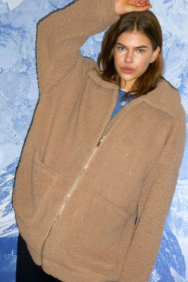 Noisy May Abrigo de peluche con cierre de cremallera nude