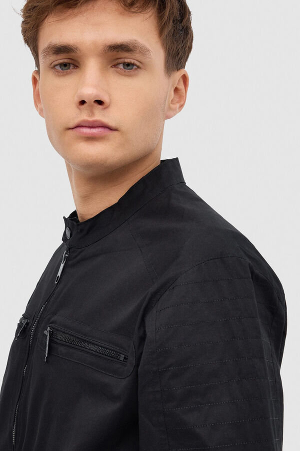 Inside Blus&atilde;o em nylon preto