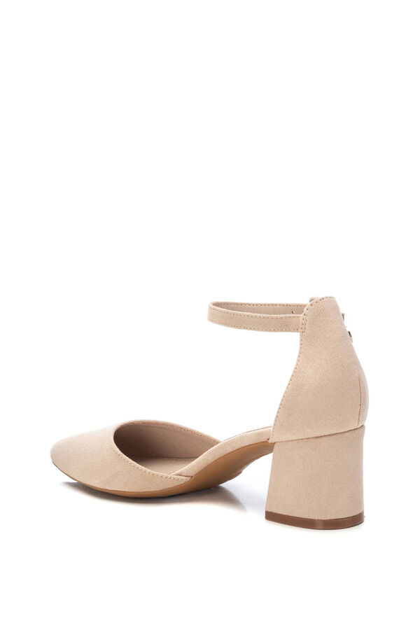 Refresh Zapatos antelina tac&oacute;n ancho nude