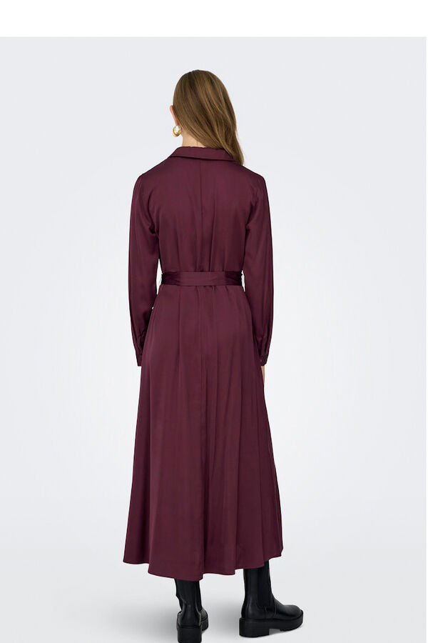 Only Vestido largo camisero de sat&eacute;n burdeos