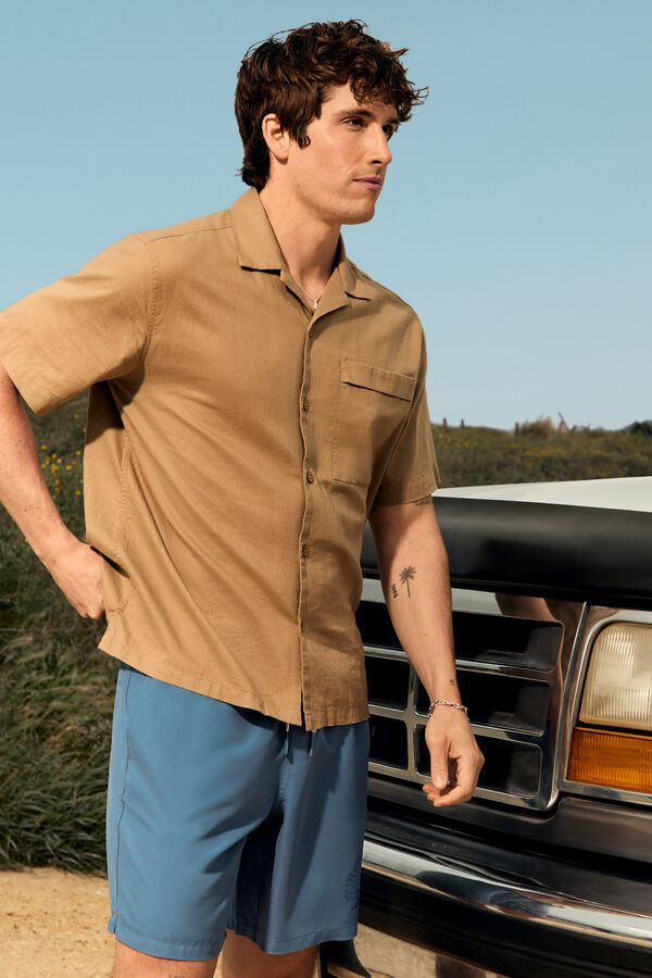 Springfield Camisa de linho manga curta com bolso castanho