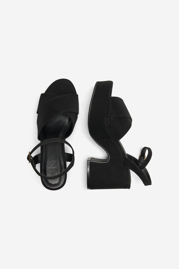 Only Sand&aacute;lia salto grosso preto