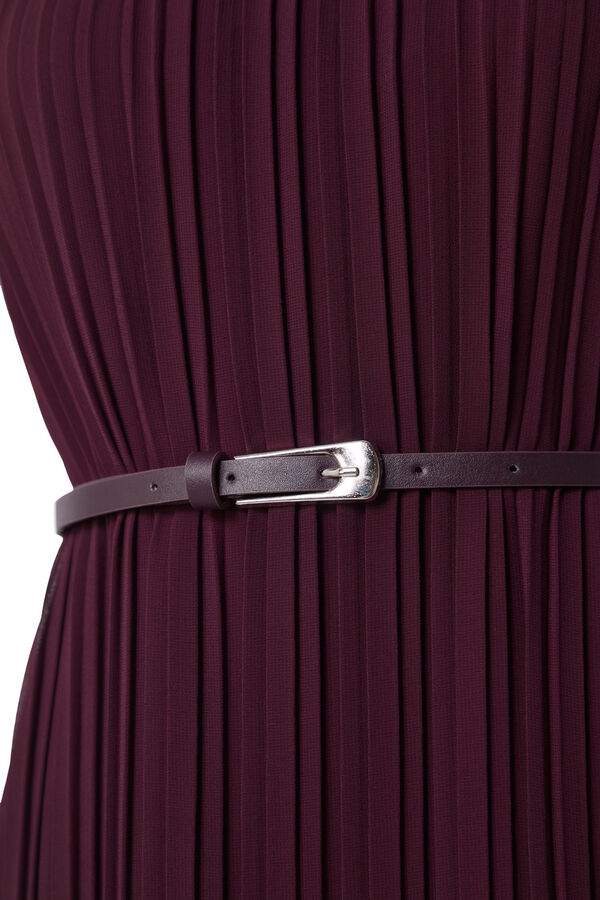 Trendyol Vestido midi plisado burdeos