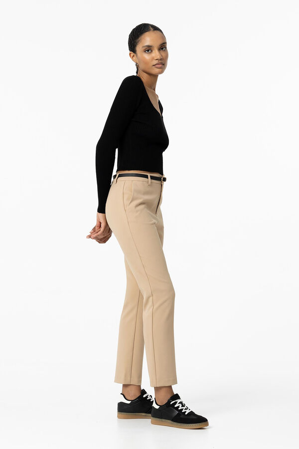 Tiffosi Pantal&oacute;n Chino con Cintur&oacute;n beige
