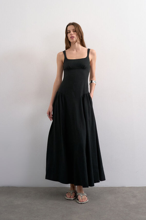 Topshop Vestido comprido de al&ccedil;as preto