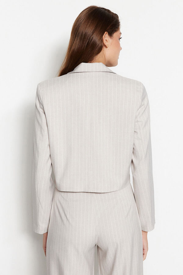 Trendyol Blazer curto cinzento