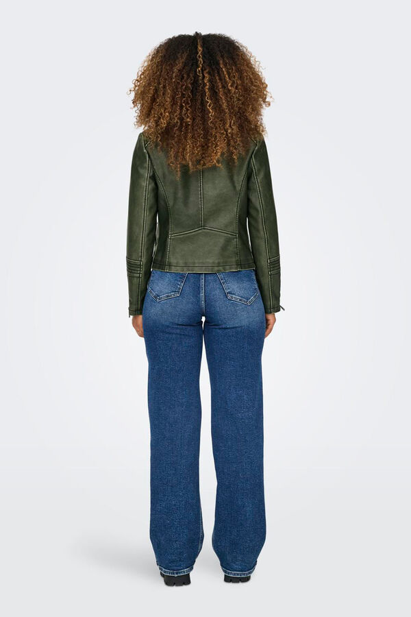 Only Cazadora biker de polipiel efecto envejecido verde