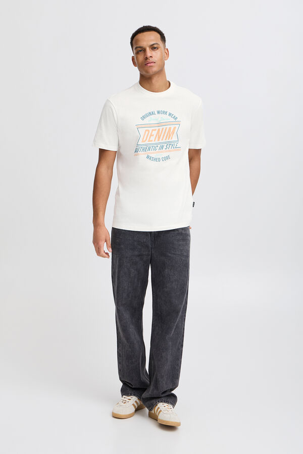 Blend Pacote com 3 camisetas de algod&atilde;o  branco