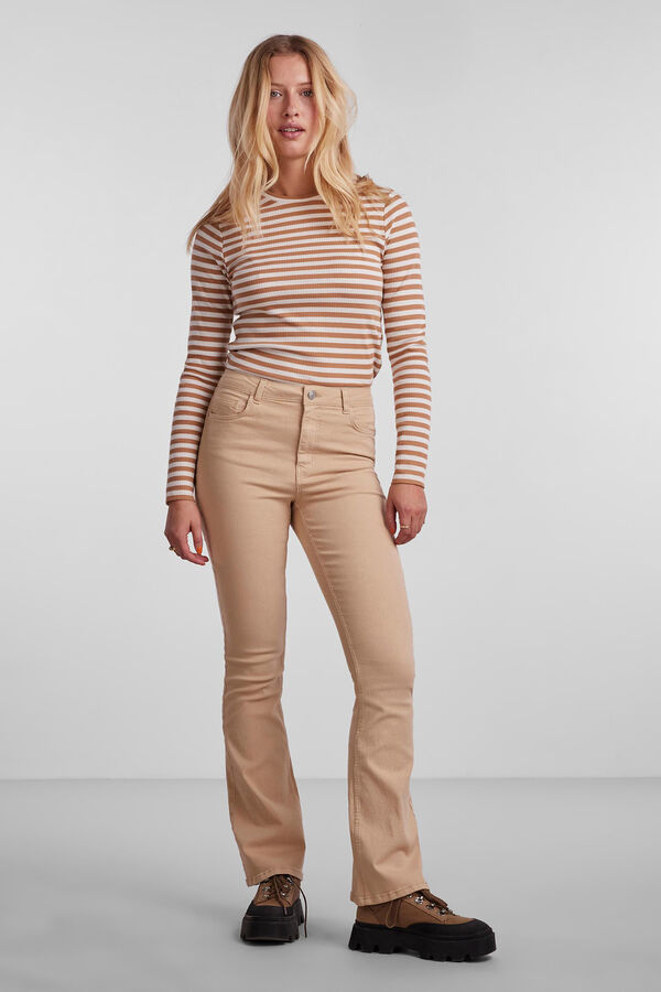 Pieces Jeans boca de sino cru