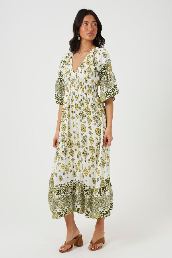 Brave Soul Vestido largo con detalle fruncido estampado
