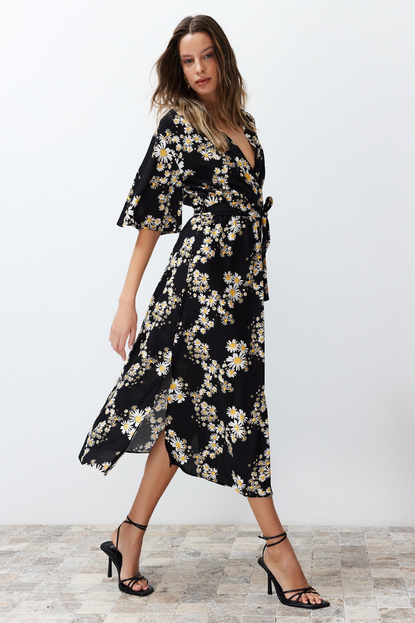 Trendyol Vestido midi estampado