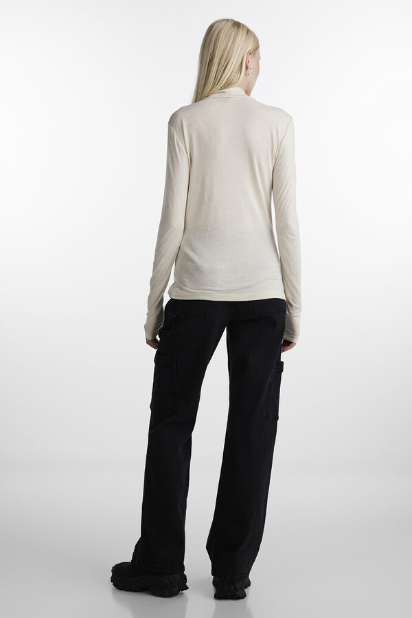 Pieces T-shirt b&aacute;sica em viscose cru