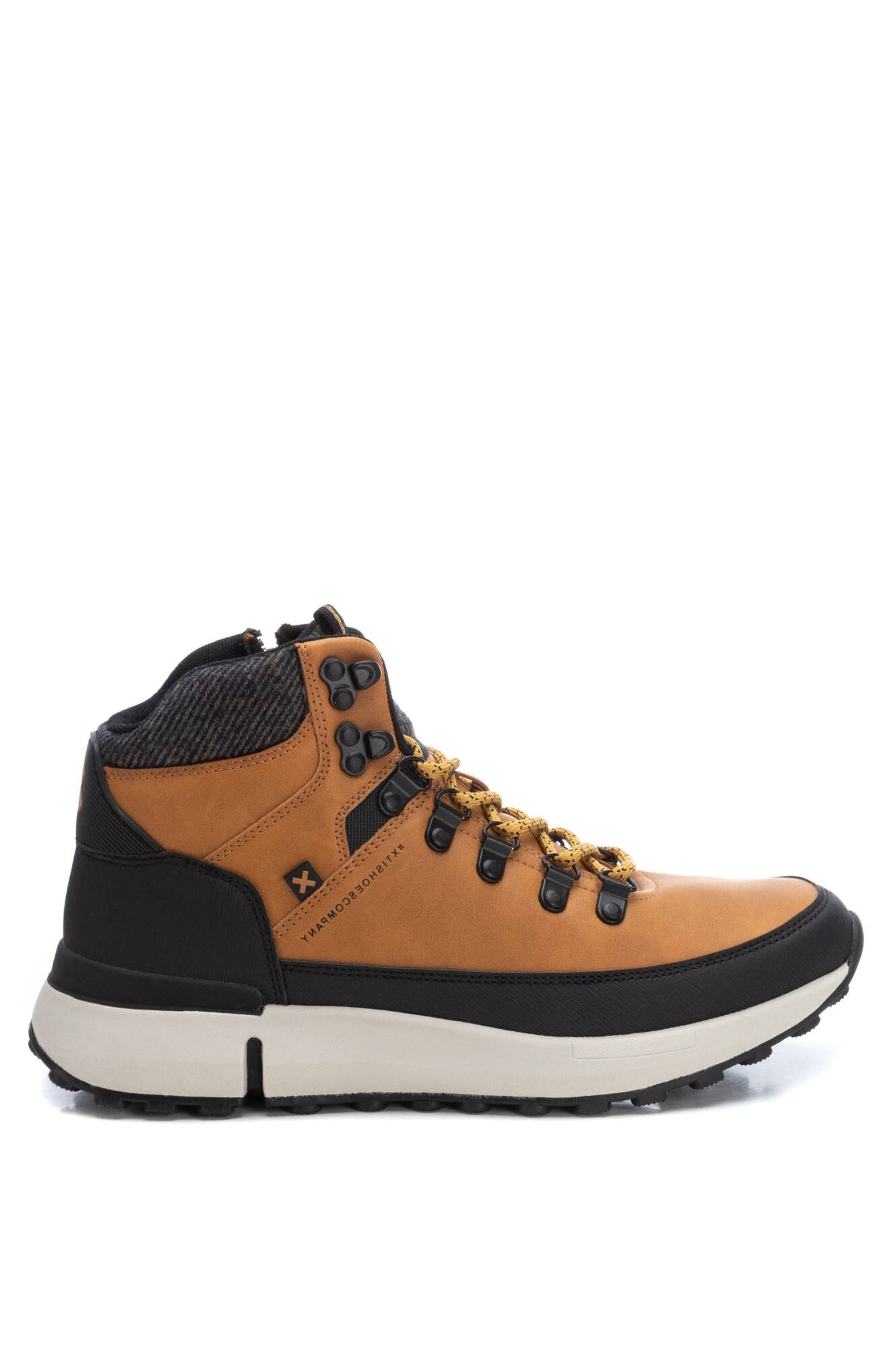 XTI Botin caballero monta&ntilde;a casual cordones y cremallera