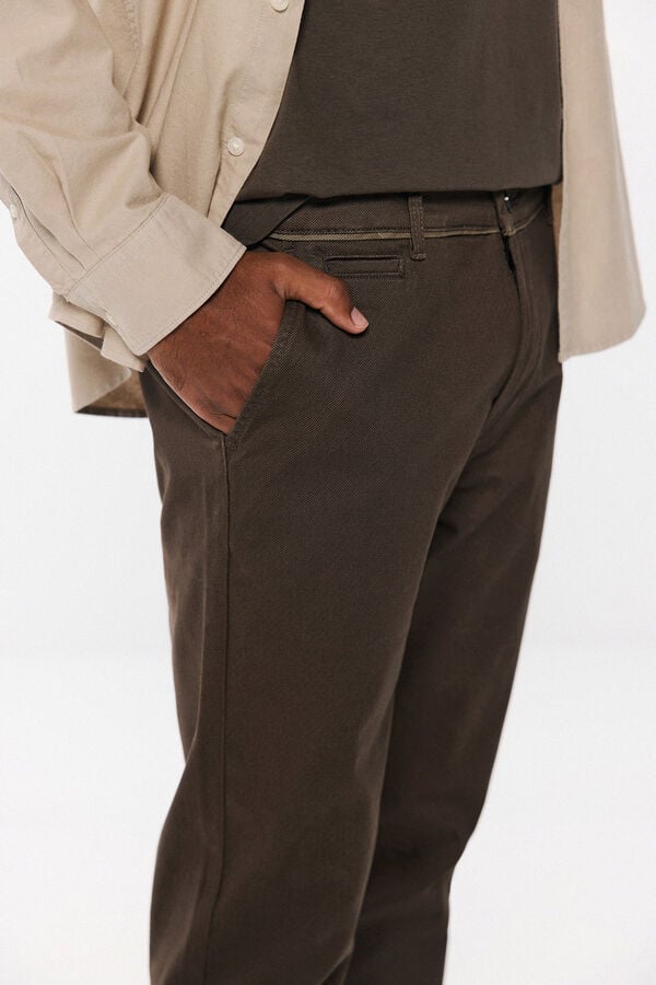 Springfield Cal&ccedil;as chino estampado slim fit castanho