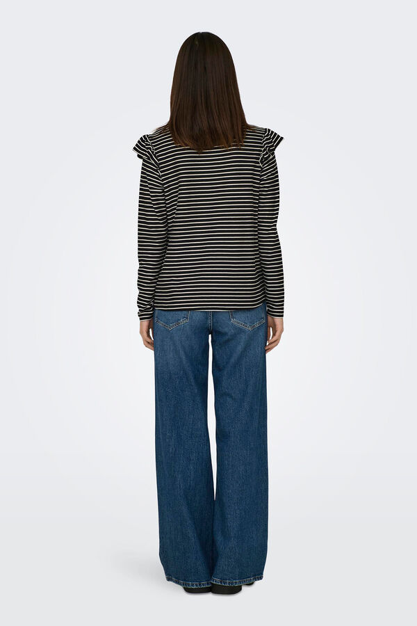 Only Top &agrave;s riscas folhos preto