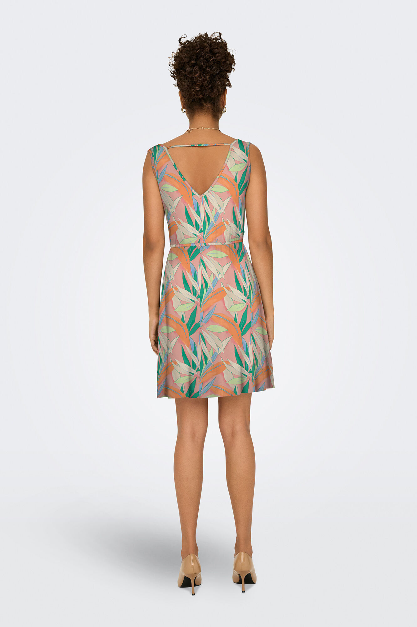 Only Vestido corto de tirantes anchos