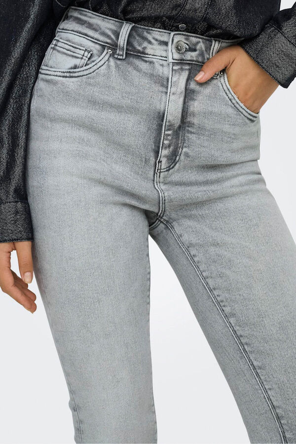 Only Cal&ccedil;a jeans boca de sino  cinzento