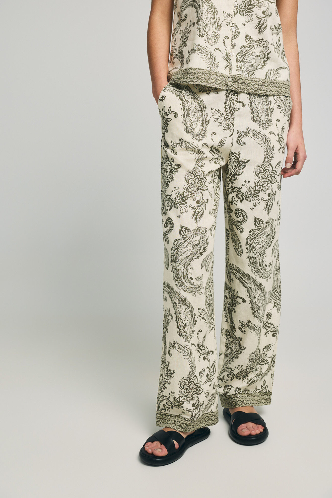 Only Cal&ccedil;a larga de linho