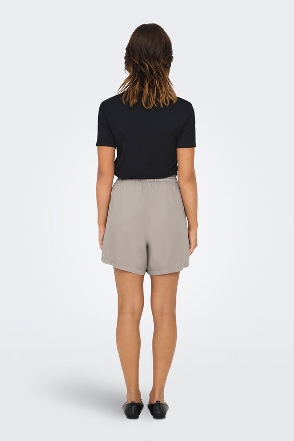 Only Shorts de cintura alta el&aacute;stica con lazada tostado
