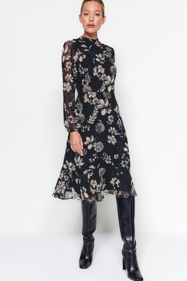 Trendyol Vestido midi chal negro