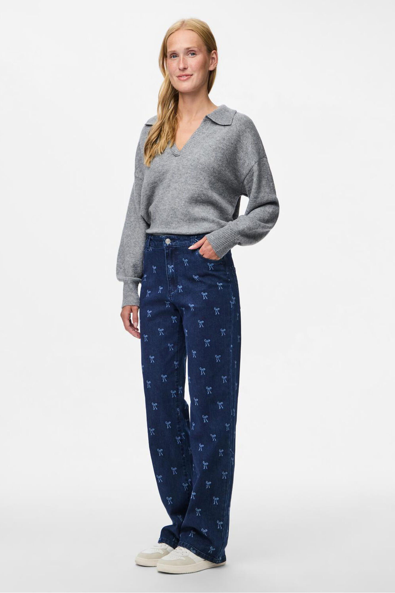 Pieces Jean relax estampado lazo