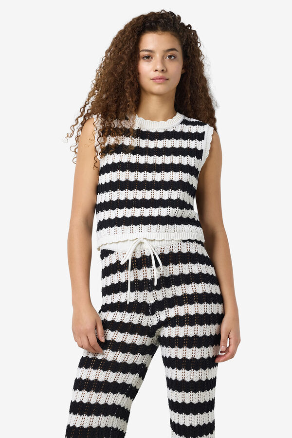 Noisy May Top Crochet de Manga Sisa: Fresco y Moderno gris