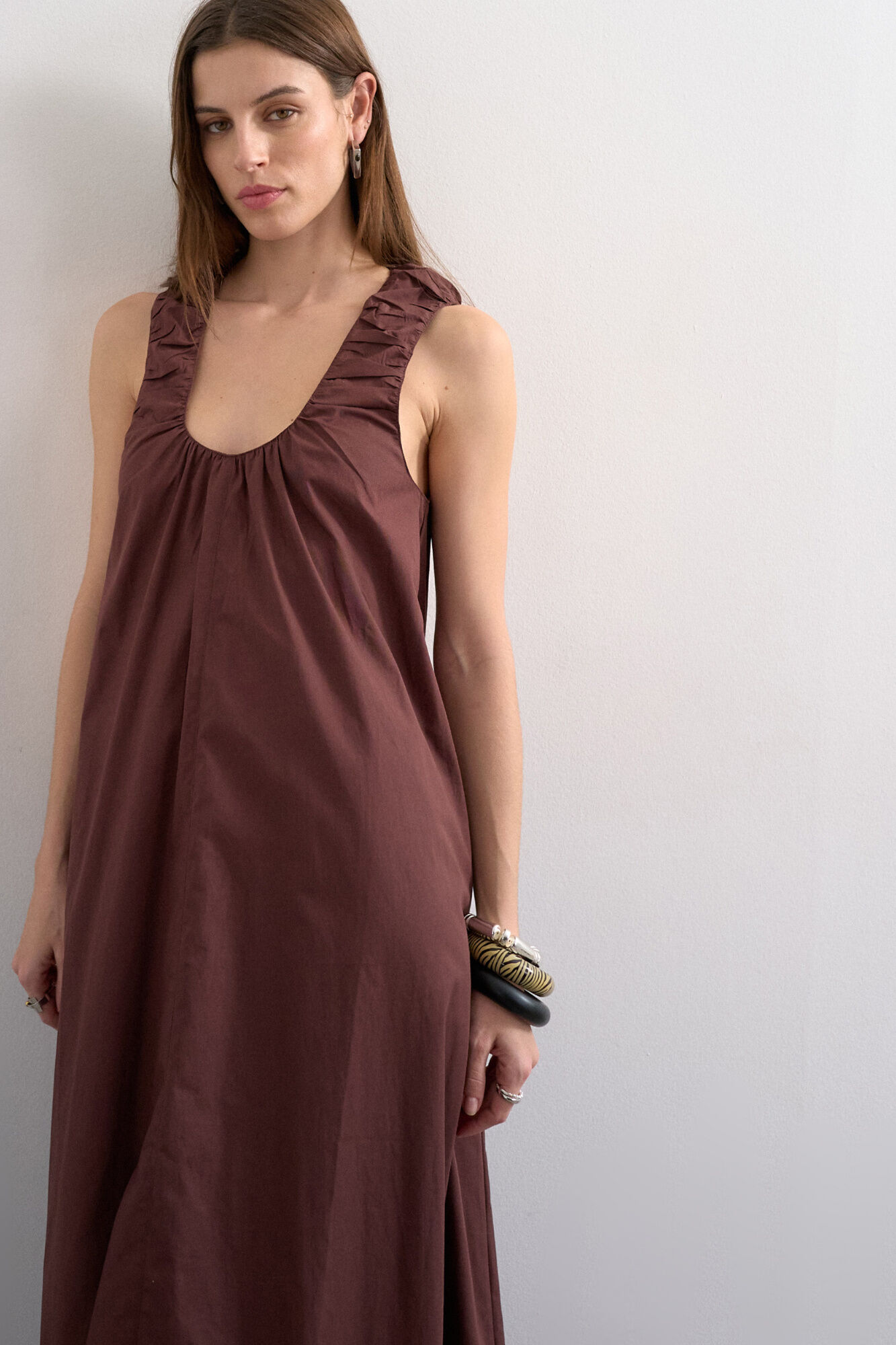 Topshop Vestido comprido de al&ccedil;as franzidas