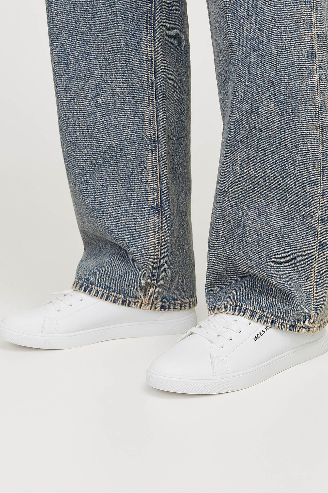 Jack & Jones T&ecirc;nis b&aacute;sico